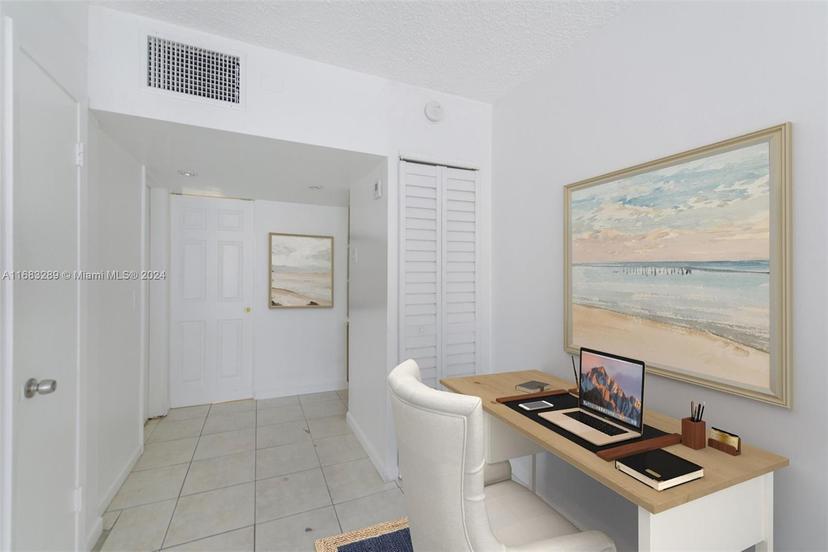 Picture of 926 Michigan Ave # 1, Miami Beach FL 33139