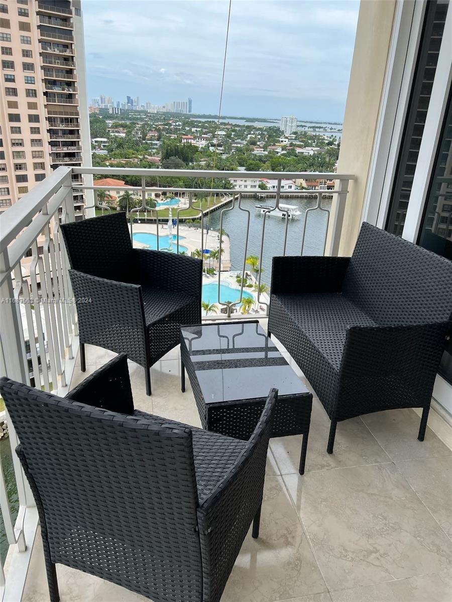 Picture of 11111 Biscayne Blvd # 16H, Miami, FL 33181