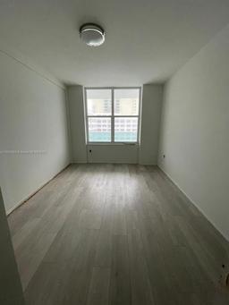 Picture of 5001 Collins Ave # 14F, Miami Beach, FL 33140