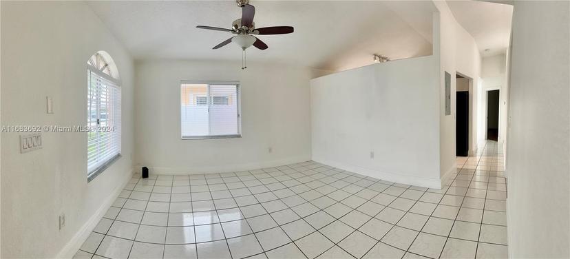 Picture of 9774 NW 128Th Ln, Hialeah Gardens FL 33018