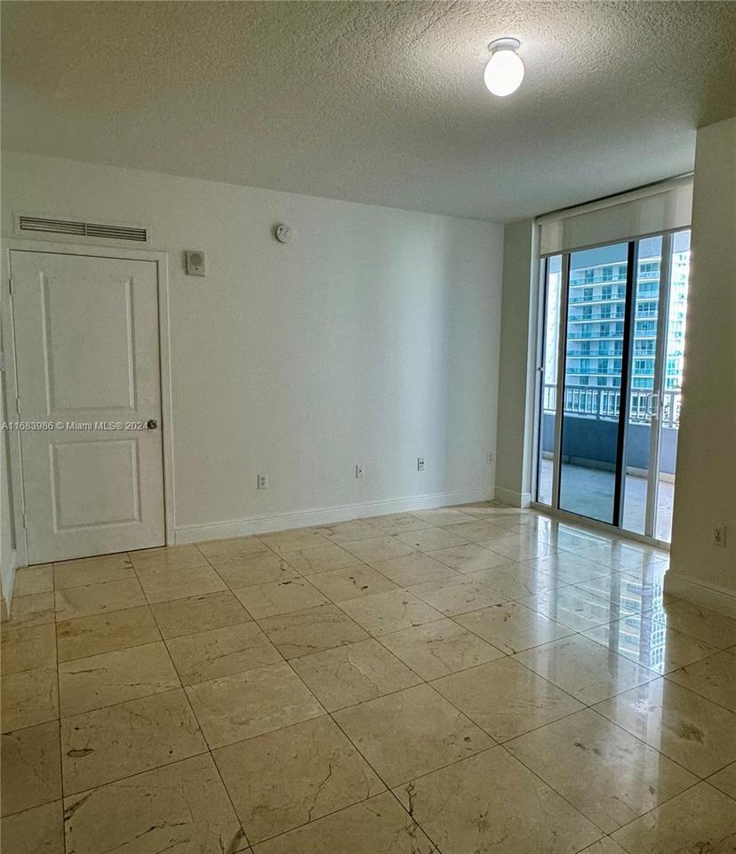 Picture of 170 SE 14Th St # 1203, Miami FL 33131