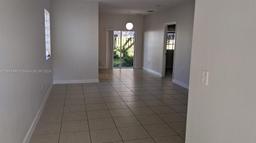 Picture of 375 NE 26Th Ave # 101, Homestead, FL 33033