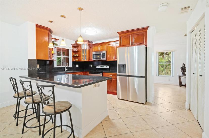 Picture of 4333 SW 84Th Ter, Davie FL 33328