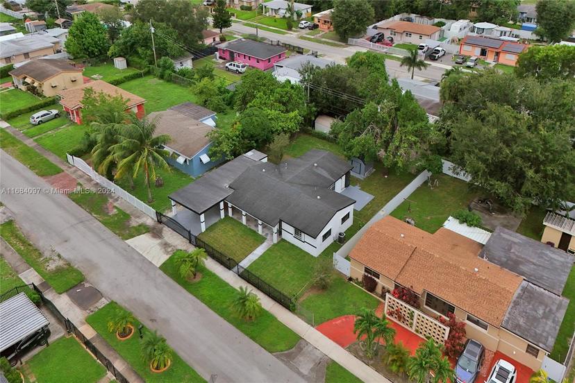 Picture of 2771 NW 172Nd Terrace, Miami Gardens FL 33056