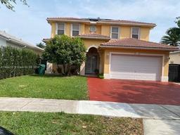 Picture of 8767 NW 139Th Ter, Miami Lakes, FL 33018