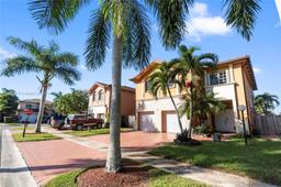 Picture of 2614 NE 41St Pl, Homestead, FL 33033