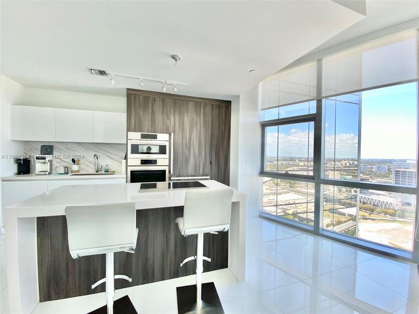 Picture of 851 NE 1St Ave # 2802, Miami FL 33132