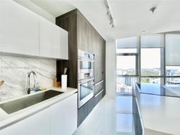 Picture of 851 NE 1St Ave # 2802, Miami, FL 33132