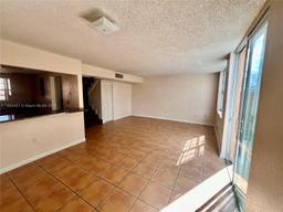 Picture of 4250 W 11Th Ln # 43, Hialeah, FL 33012