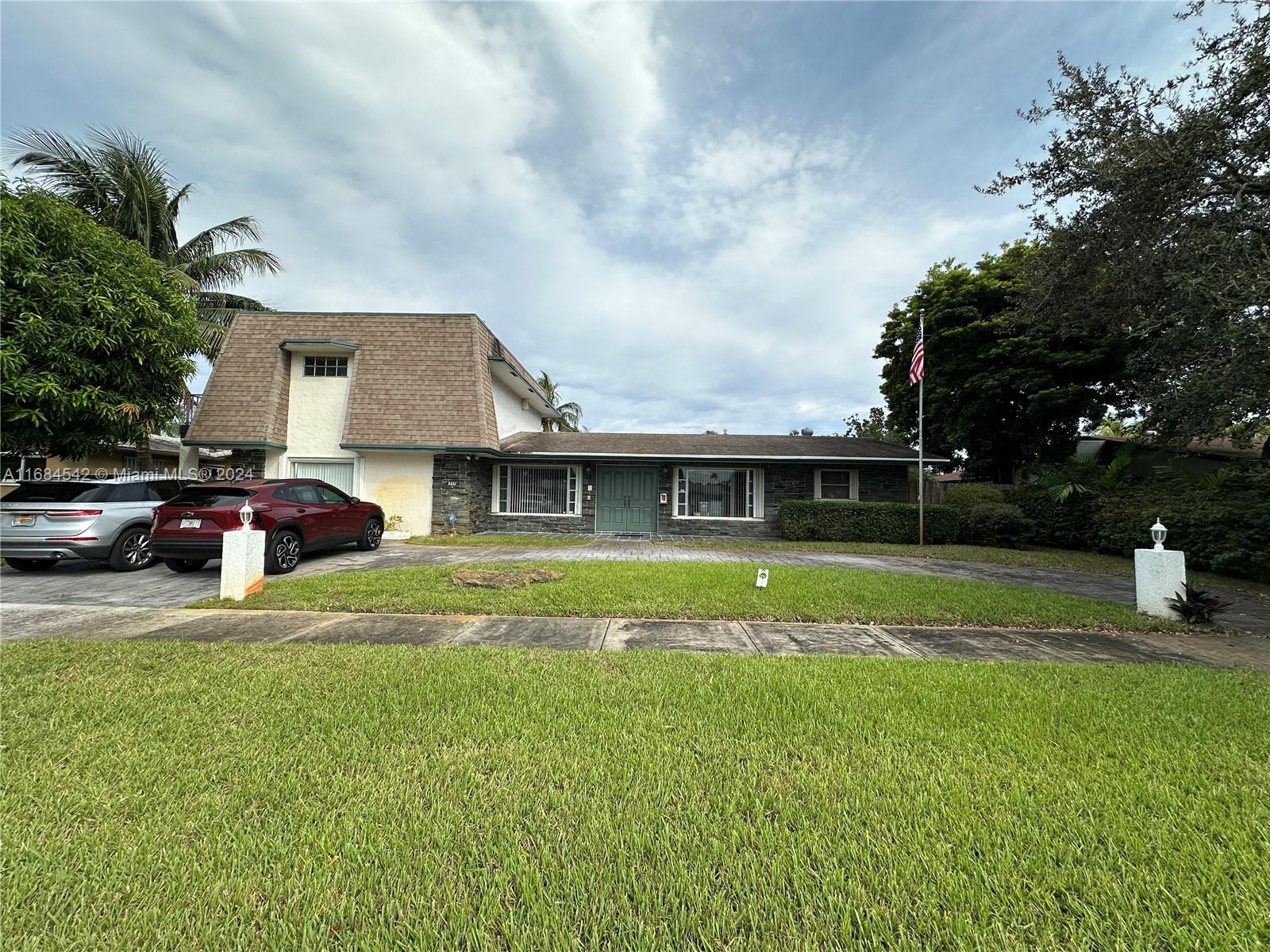 Picture of 5021 Fillmore St, Hollywood, FL 33021