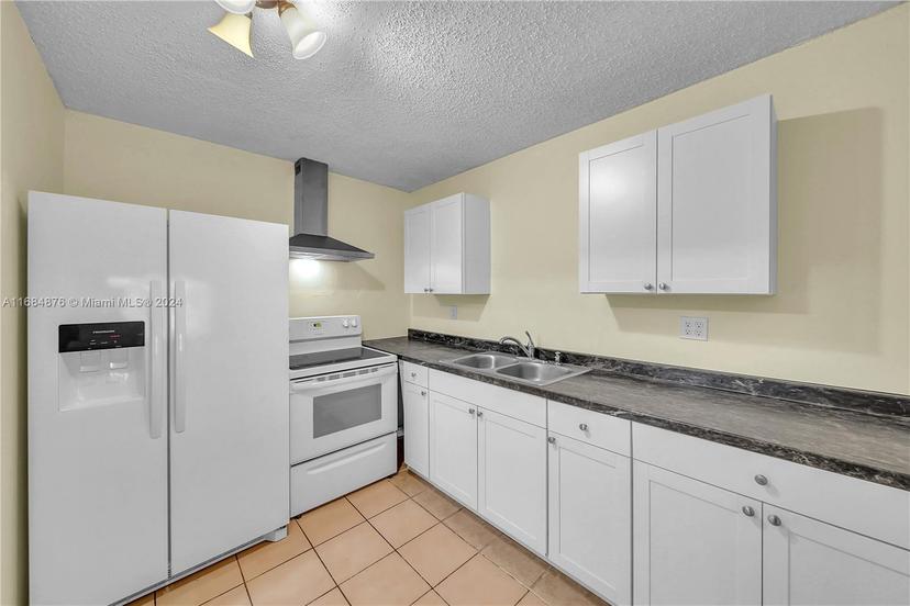 Picture of 6190 W 19Th Ave # 107, Hialeah FL 33012