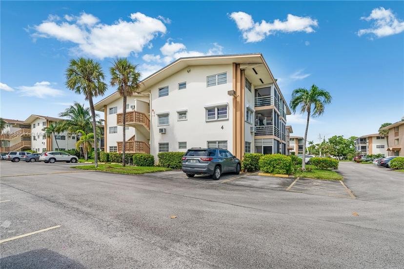 Picture of 17090 NE 14Th Ave # 206, North Miami Beach FL 33162