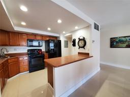 Picture of 2100 Sans Souci Blvd # B601, North Miami, FL 33181