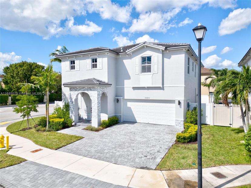 Picture of 16185 SW 65 Ln, Miami FL 33193