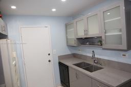 Picture of 800 NE 195Th St # 501, Miami, FL 33179