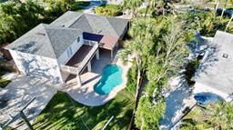 Picture of 716 Bougainvillea Ln, Vero Beach, FL 32963