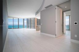 Picture of 18975 Collins Ave # 1404, Sunny Isles Beach, FL 33160