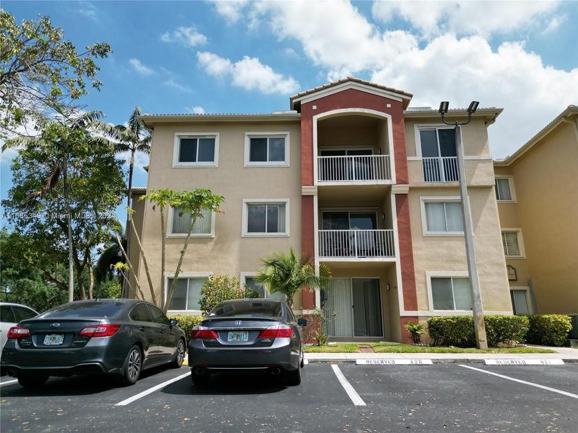 Picture of 7085 Nova Dr # 112, Davie FL 33317