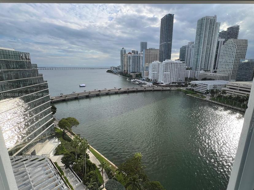 Picture of 701 Brickell Key Blvd # 1812, Miami FL 33131