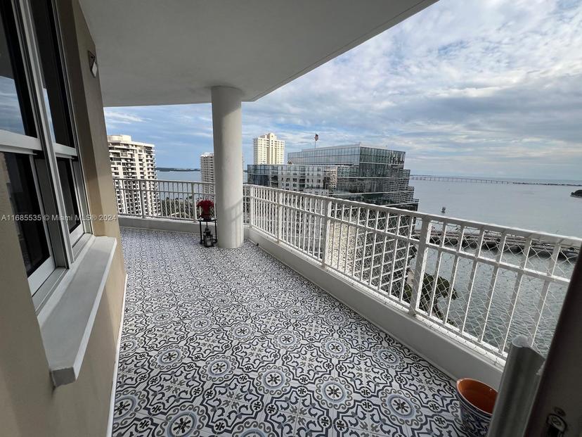 Picture of 701 Brickell Key Blvd # 1812, Miami FL 33131