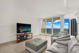 Picture of 19333 Collins Ave # 2009, Sunny Isles Beach, FL 33160