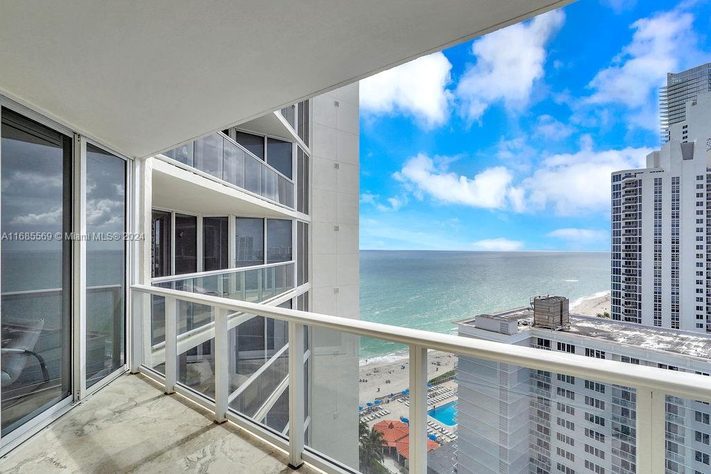 Picture of 19333 Collins Ave # 2009, Sunny Isles Beach, FL 33160