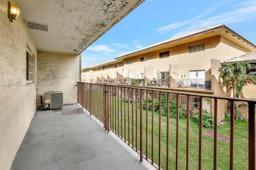 Picture of 8851 NW 119Th St # 4205, Hialeah Gardens, FL 33018