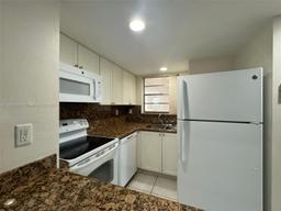 Picture of 8850 Fontainebleau Blvd # 206, Miami, FL 33172