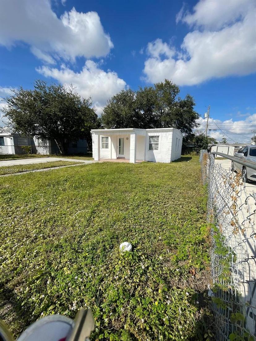 Picture of 2381 Rutland St, Opa-Locka FL 33054