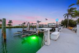 Picture of 18 7Th St, Key Colony, FL 33051