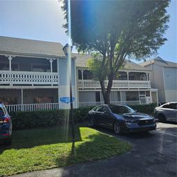 Picture of 10521 Mahogany Key Cir # 205, Miami, FL 33196