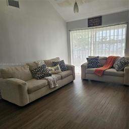 Picture of 10521 Mahogany Key Cir # 205, Miami, FL 33196