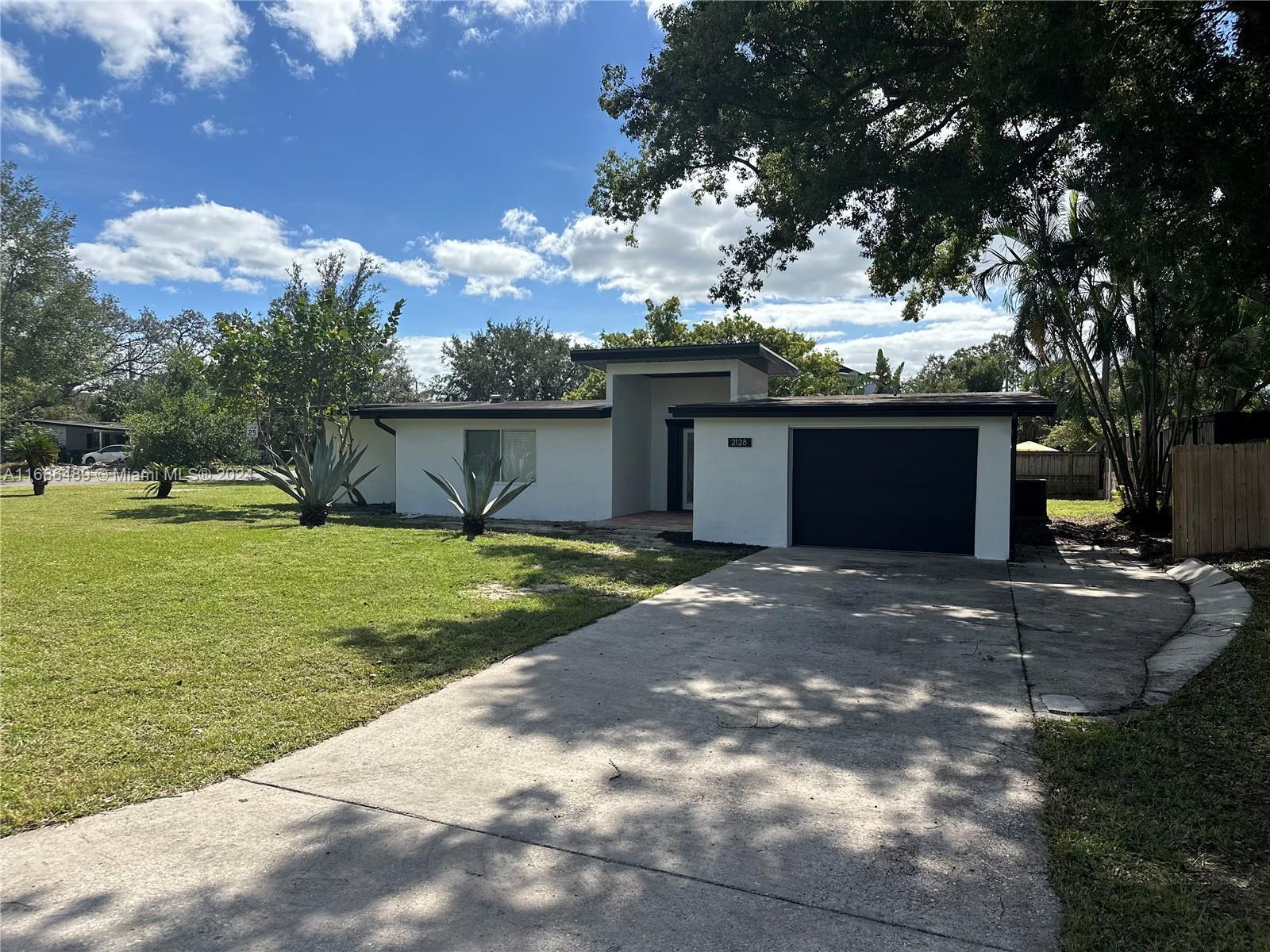 Picture of 2128 Sycamore Dr, Winter Park, FL 32789