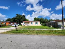 Picture of 1631 NW 12Th Ct, Fort Lauderdale, FL 33311