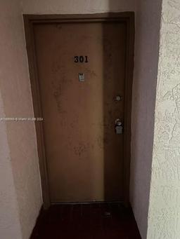 Picture of 6955 NW 186 Street # F301, Hialeah, FL 33015