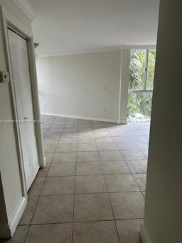 Picture of 6955 NW 186 Street # F301, Hialeah, FL 33015