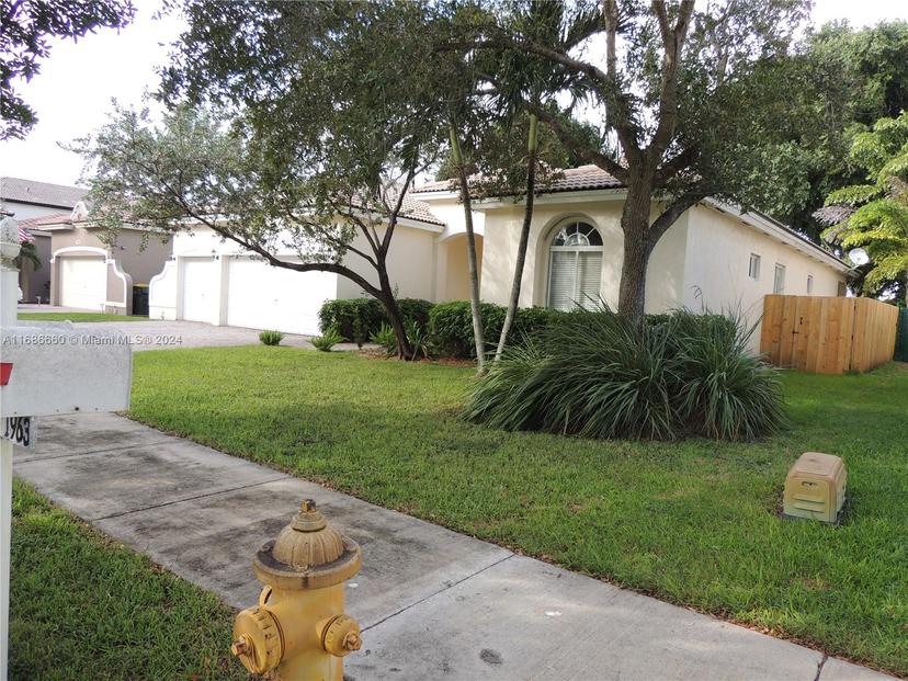 Picture of 1955 SE 21St Ct, Homestead FL 33035