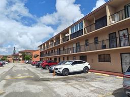 Picture of 2319 W 60Th St # D201, Hialeah, FL 33016