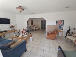 Picture of 3420 E Palm Ct, Hialeah, FL 33013