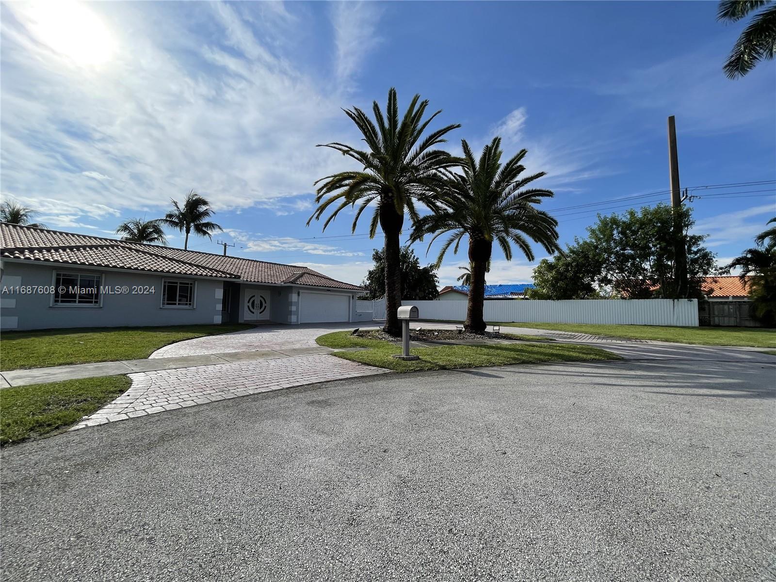 Picture of 4090 SW 135Th Ave, Miami, FL 33175