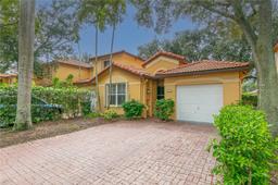 Picture of 14028 S Forest Oak Cir, Davie, FL 33325