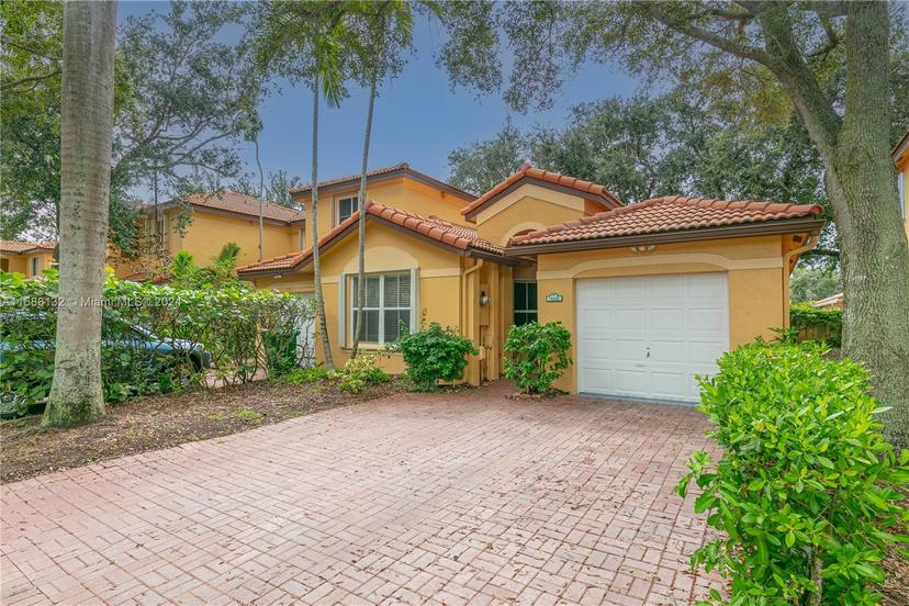 Picture of 14028 S Forest Oak Cir, Davie FL 33325