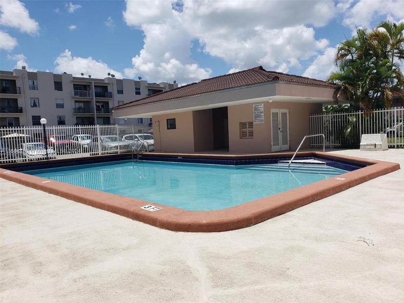 Picture of 5851 W 20Th Ave # 401, Hialeah FL 33012