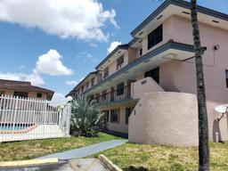 Picture of 5851 W 20Th Ave # 401, Hialeah, FL 33012