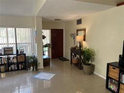 Picture of 15039 SW 89Th Terr Rd, Miami, FL 33196