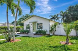 Picture of 834 Kaye St, West Palm Beach, FL 33405