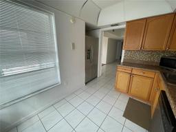 Picture of 4174 Inverrary Drive # 915, Lauderhill, FL 33319