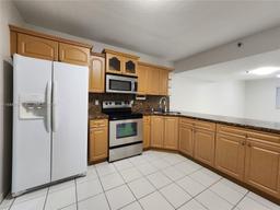 Picture of 8360 NW 103Rd St # 204E, Hialeah Gardens, FL 33016