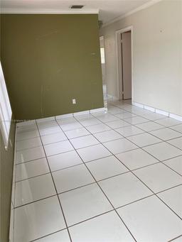 Picture of 4480 NW 201St Ter, Miami Gardens, FL 33055