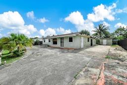 Picture of 4480 NW 201St St, Miami Gardens, FL 33055